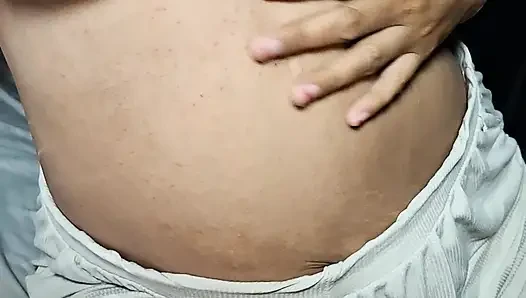 Istri teman bodi montok