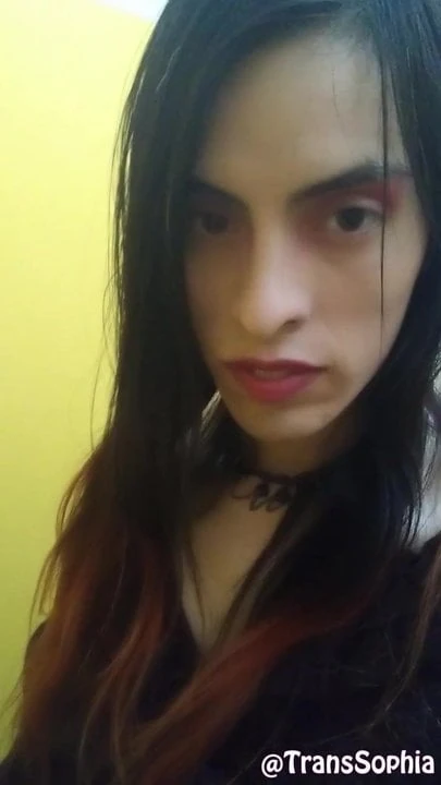 Sophia Kitty Ts in public bathroom