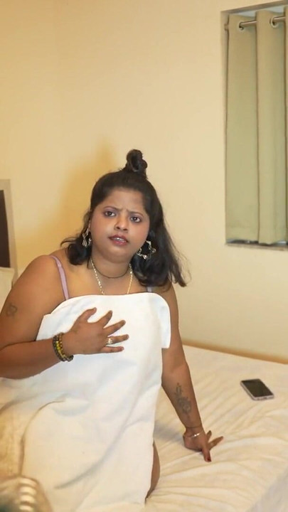 HOTEL MANAGER HAVING FUN WITH GIRL COSTUMER | Clip 2
