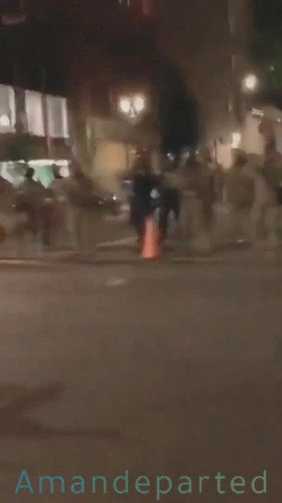 Epski trenutak iz "Seksi debela gola vanjska pawg"