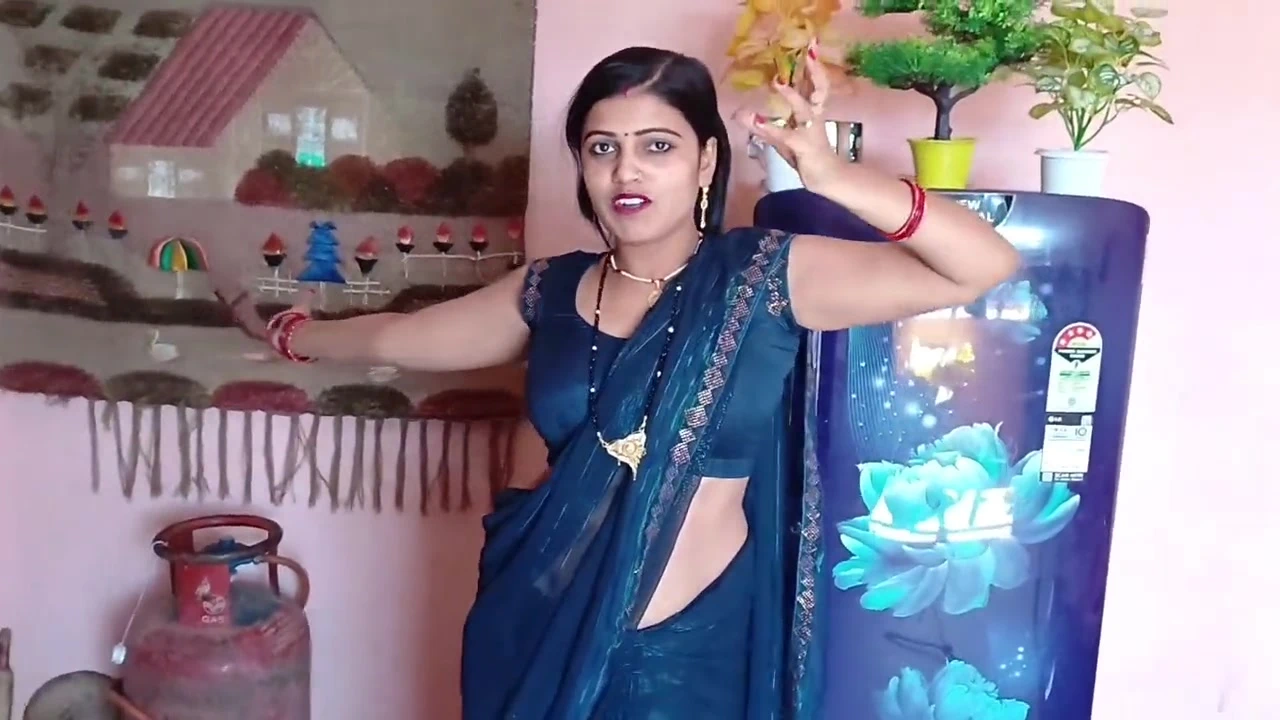 Jija Ne Apni Sali Ko Jangal Me Le Jaa Kar Choda