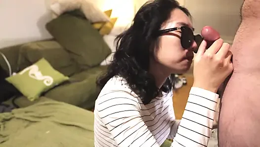 Hot Asian Chick Gives Head & Gets a Huge Load on her Face