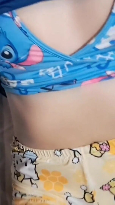 Mia cognata fa porno così delizioso | Clip 1