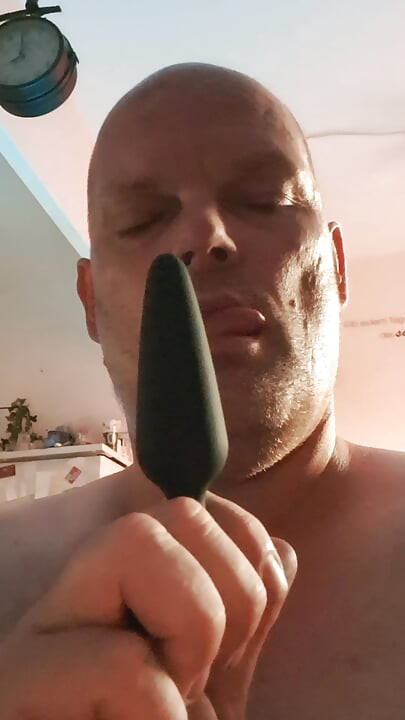 Anal plug for the slut