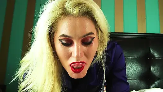 Ibu tiri berubah jadi succubus