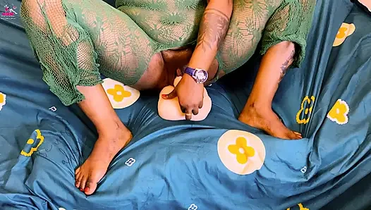 Cewek Jelek Maturbasi