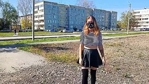 Эй, парни! Черные чулки мне подходят?