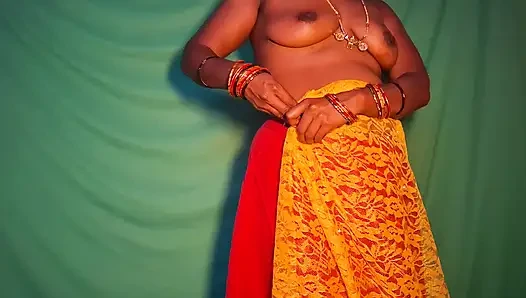 Navel and Erotic Show of Tamil Married Bhabi