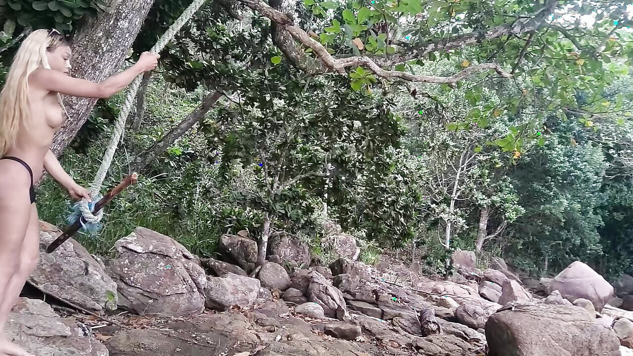 Big Dick Beach Goddess: Public Cum & Piss Outdoors Exhibition