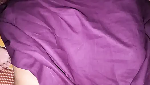 Saniya ki gori gori pussy