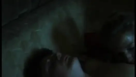 Pesta seks glory-hole tengah malam