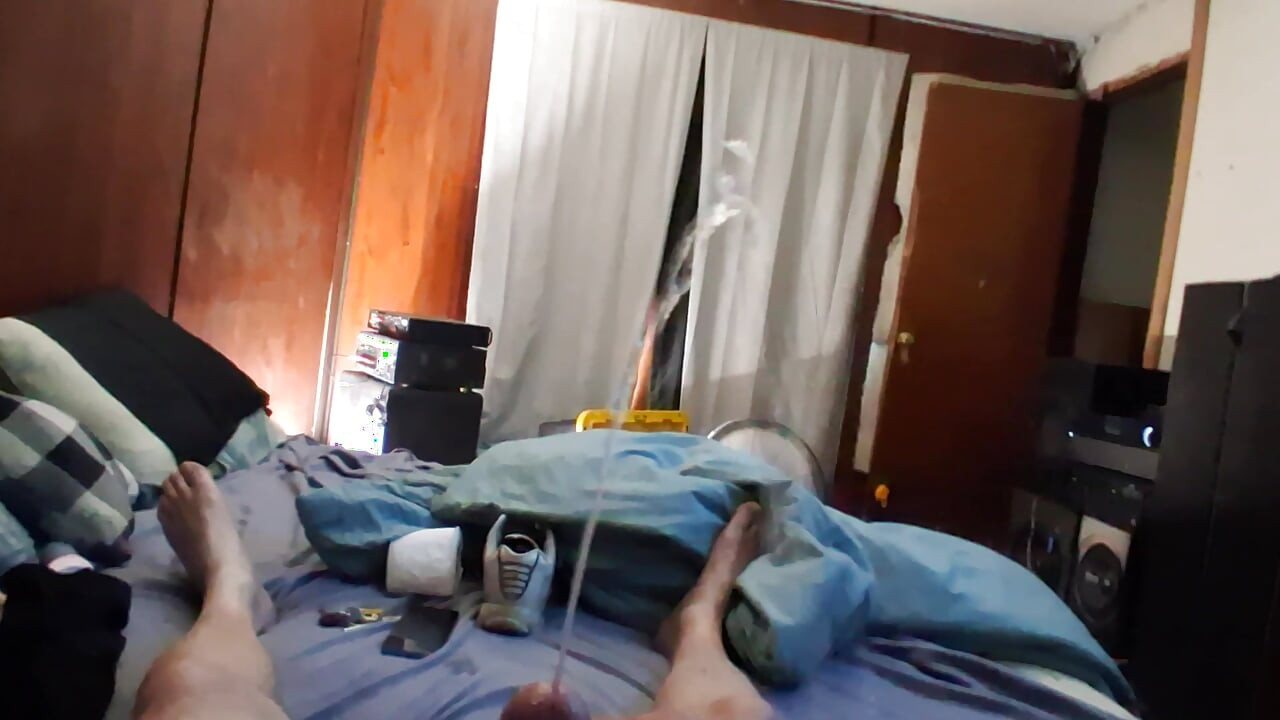 Big piss and cumshot