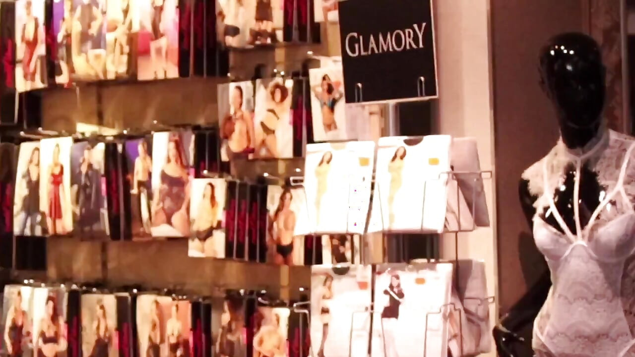 Sexy susi im gloryhole