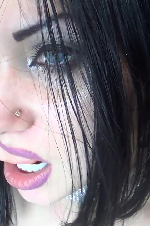 Purple lip seduction