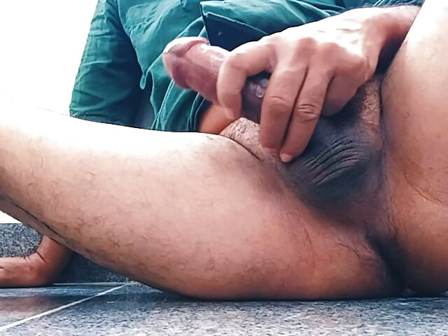 Indian old man mastrubation open the pinesh
