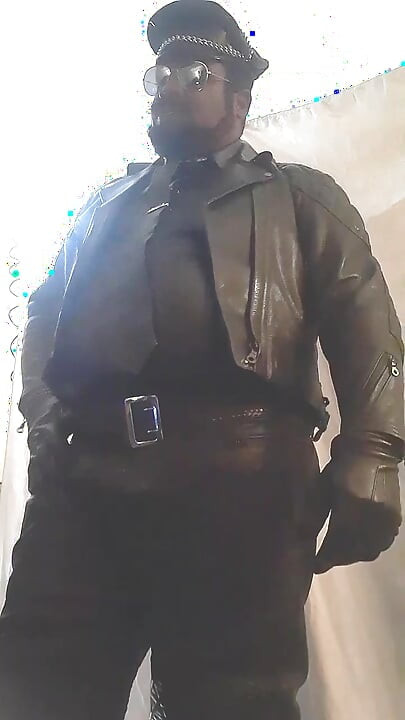 Ωραίο πουλί... Εννοώ Nightstick 2