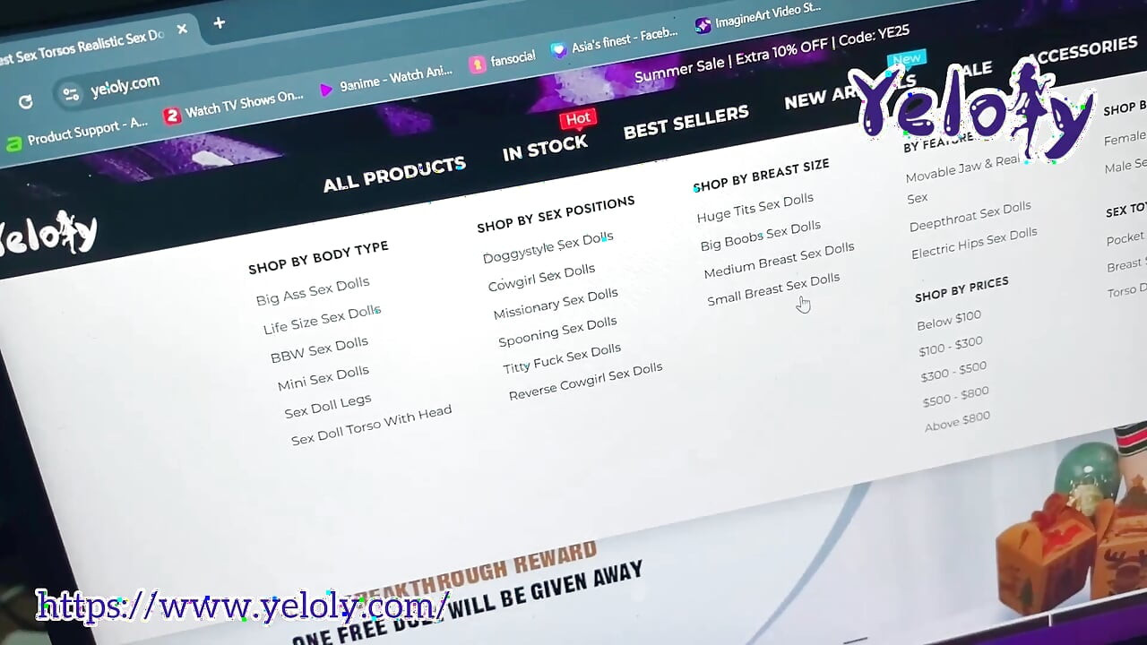 Yeloly site Rewiew se transformou em algo erótico