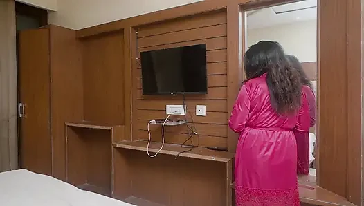 indian maid ko seduce kiya maalkin ne uske lund se chud kr liye mzaa hd audio