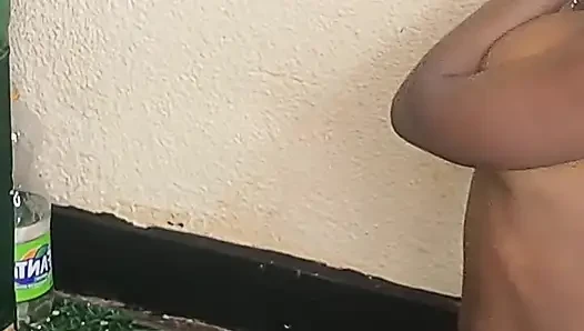 Rahibe fışkırtması için büyük fışkırtma özel videosu