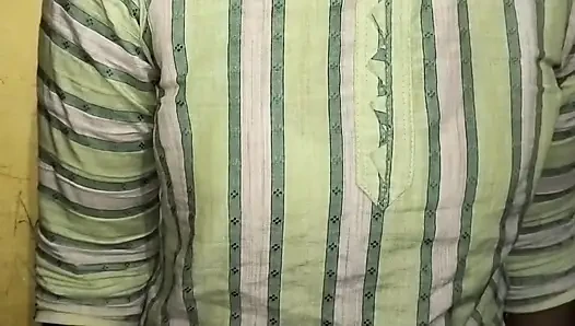 Azgın kız mutfakta parmaklıyor
