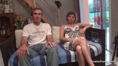 Французская пара занимается сексом перед нашей камерой в любительском видео