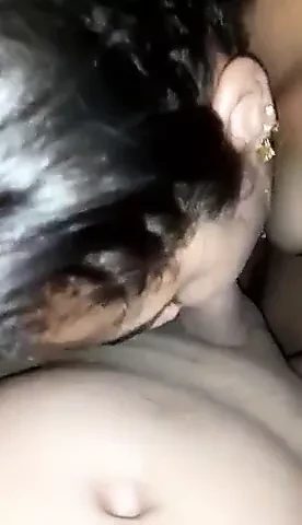 Desi girl doing blowjob without using hand