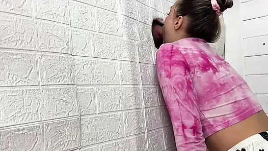 aslında onun durmasını istemiyor