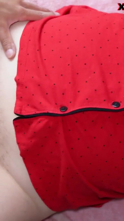 سكس ساخن مع أم صديقي ذات الصدر الكبير، كس ميلف سميك زوجة أبيك | مقطع 2