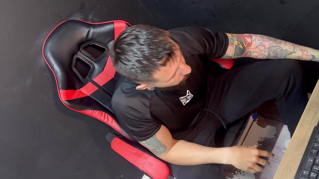 My Team Lost and I Decided to Relieve Myself by Jerking off and Talking Dirty to You! Jerk off