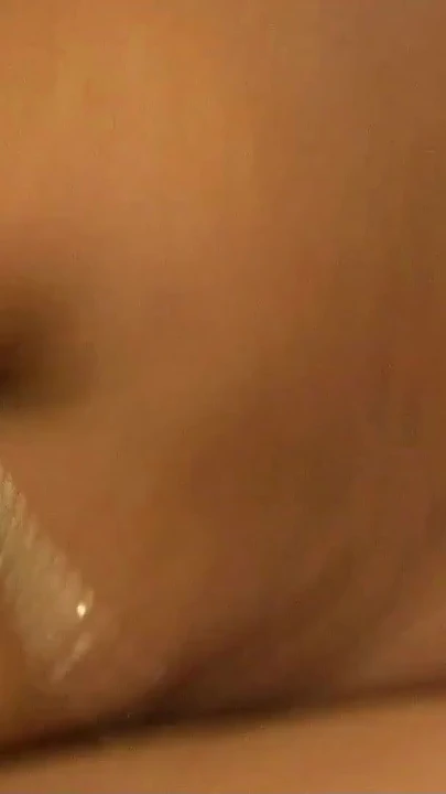 Συγκινητική στιγμή από το "Blonde Step Sister έπιασε τον Bro Jerk και τον βοήθησε με το σεξ να νιώσει καλά"