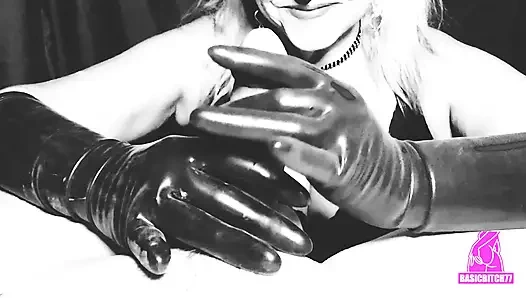 NOIR - Bad Bunny headjob