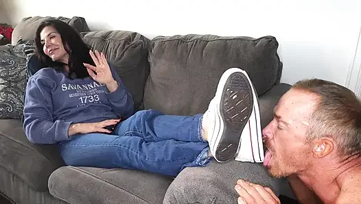 Leck den Boden meiner turnschuhe, weichei!!