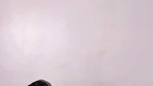 Meine mitbewohnerin ist gut auf dem bett