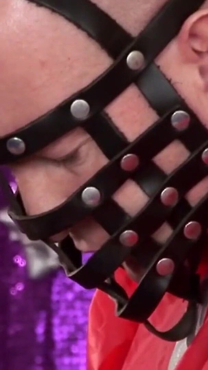 Must-share moment from "Bizarre! She really Loves to drink that hot piss!"