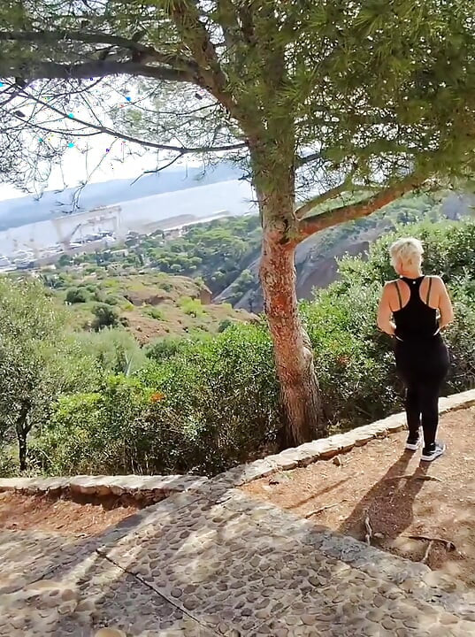 Volim se pokazivati usred prirode, tko zna da možeš proći i hm