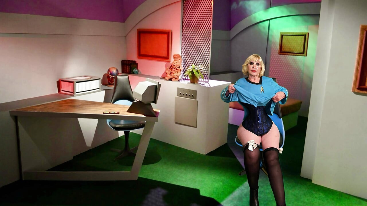 El Surtido Cosplay De Superhéroes De La Abuela Carmen, Compilación