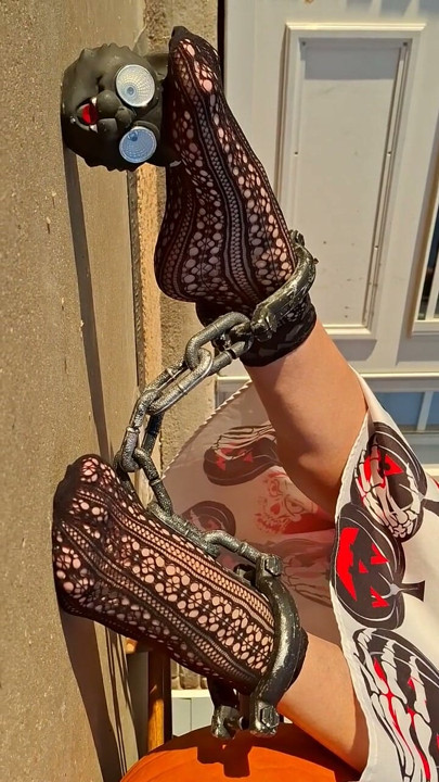 Showing off our feet for Halloween 2 | Clip 1