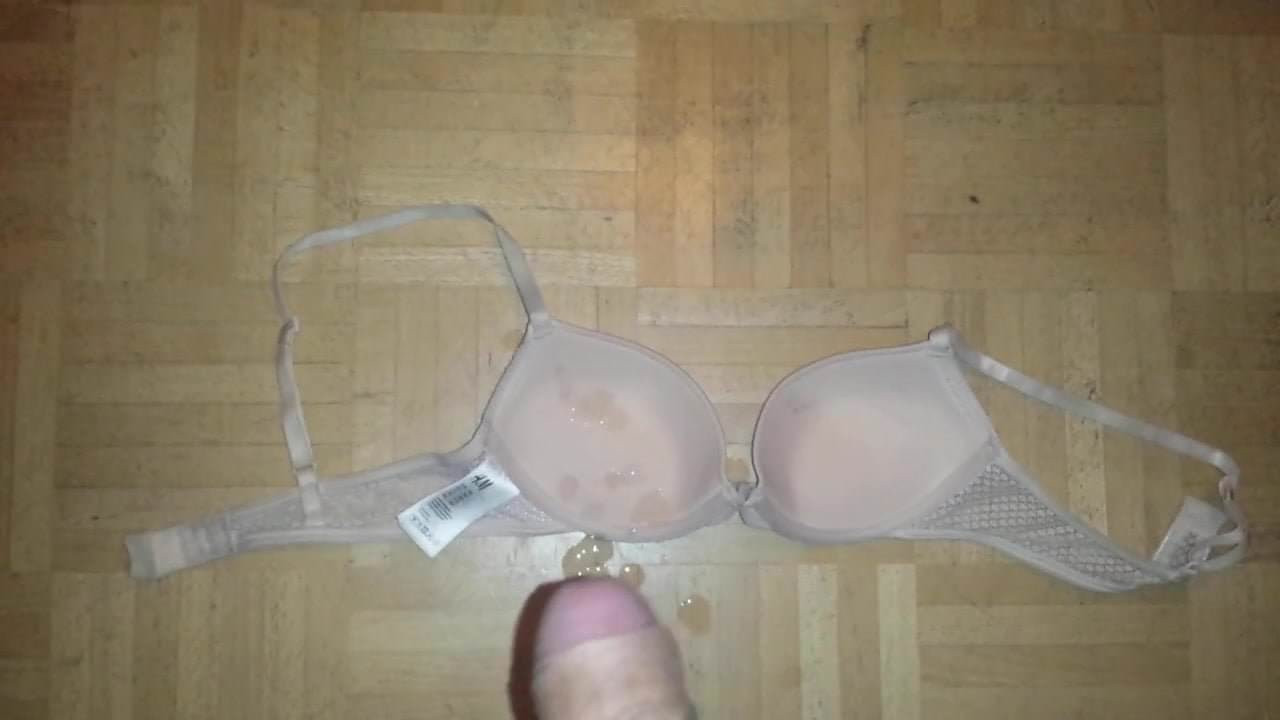 Cum On Bra #7
