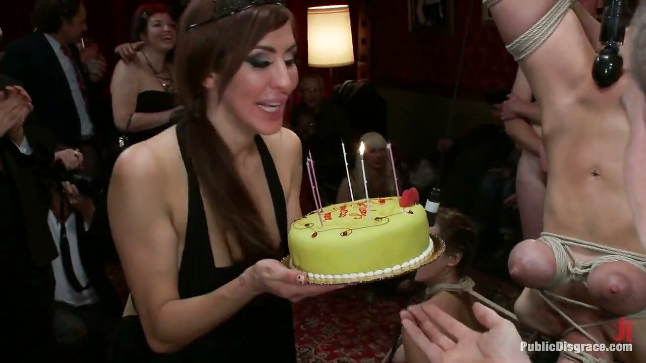 Princess Donna's Birthday Bash Part 2!