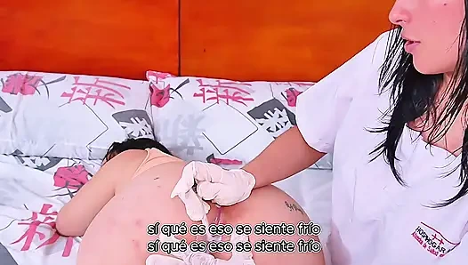 Kitty DJ und jennifer play - heiße krankenschwestern essen muschi in der Notaufnahme - Lesbe mit fingern, zunge und explosivem squirting