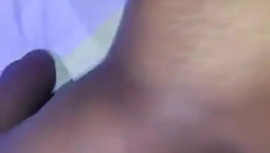 Tumpa bhabi ko dogi banake chod raha hai