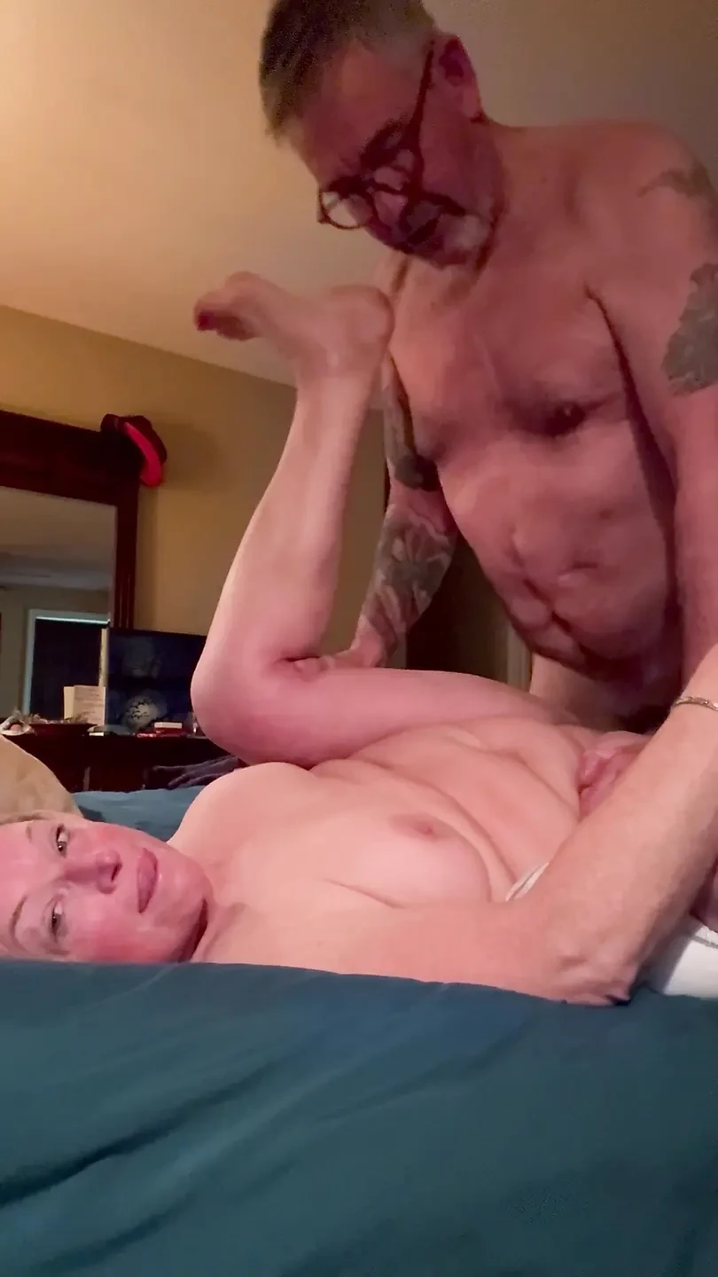 Pillow Under Wife Spreads and Gets Fucked, Red Toes On Daddy’s Chest