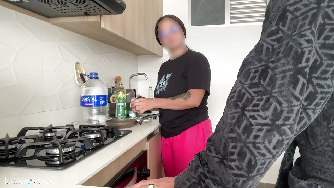cozinha com peitos latinos parte 1