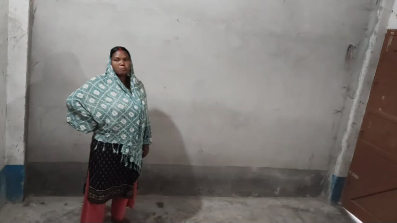 Bhabhi ko bulakar chudai ki doggy style