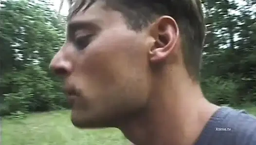 Bazı kızlar ülkede motokros ve aşırı seksi seviyor