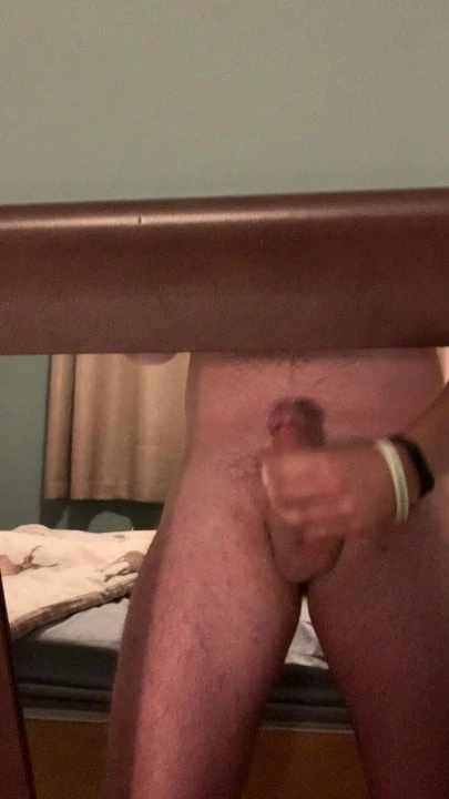 Quick wank with thick cum