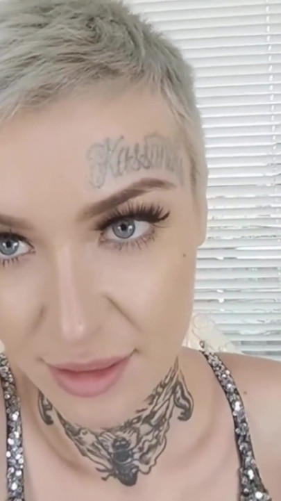 Tattooed Skinny Stepsis Stretching Her Holes