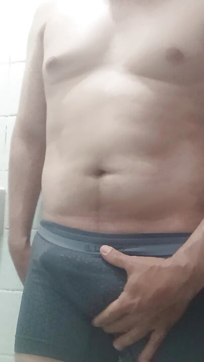 Oscarcoronado86 very angry before showering oscarcor01 discharging a large amount of milk. (Full Vid.)