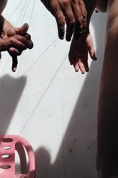 Deepthroat yang cantik keras