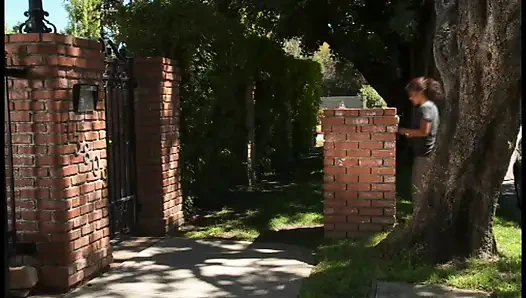 Tante semok latina dengan toket besar dientot gaya doggy sampai dicrot di dalam sama kontol besar